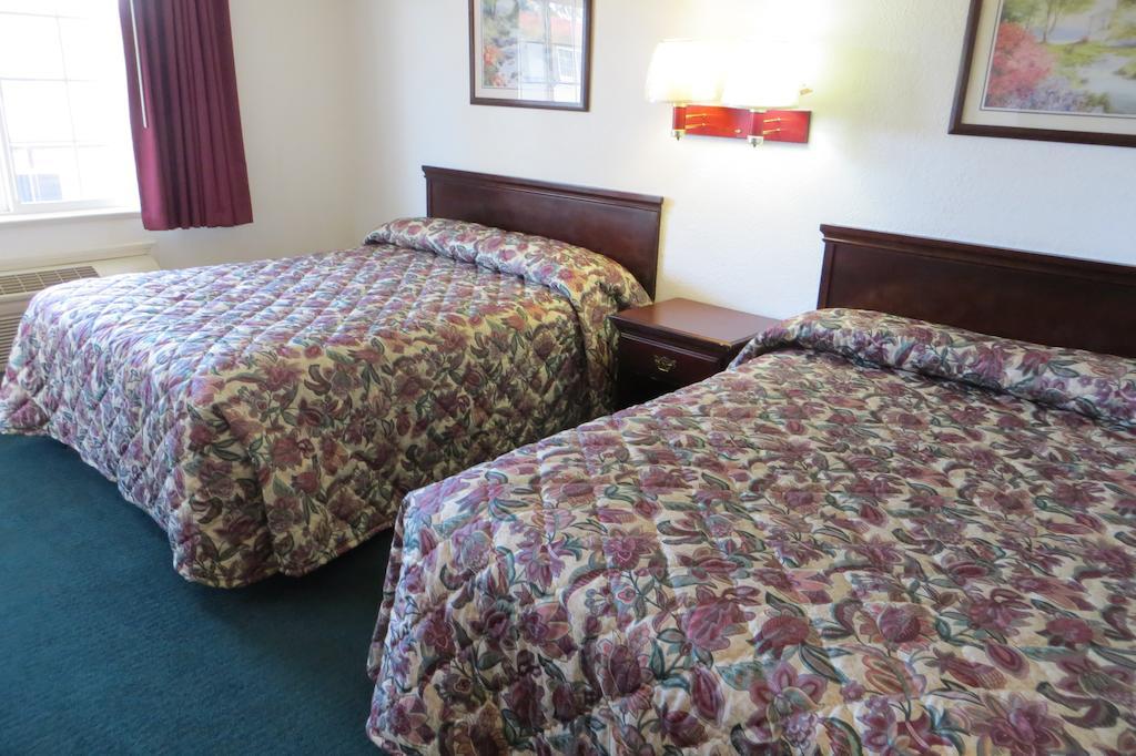 ريدوود، كاليفورنيا Capri Motel المظهر الخارجي الصورة